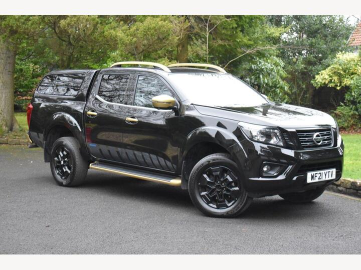 Nissan NAVARA 2.3 DCi N-Guard Auto 4WD Euro 6 4dr