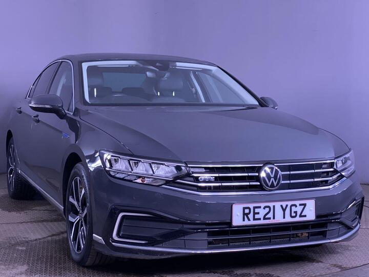 Volkswagen PASSAT 1.4 TSI 13kWh GTE DSG Euro 6 (s/s) 4dr