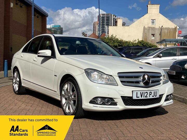 Mercedes-Benz C Class 1.8 C180 BlueEfficiency Elegance G-Tronic+ Euro 5 (s/s) 4dr
