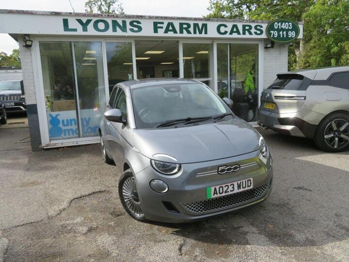 Fiat 500E 42kWh Icon Auto 3dr