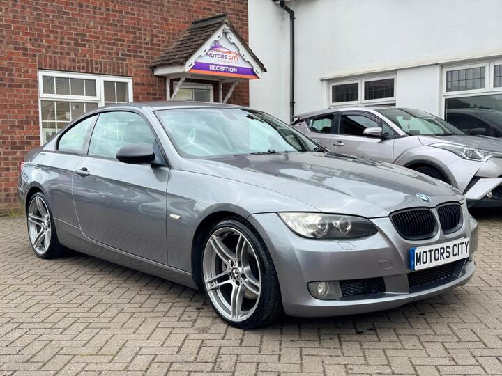 BMW 3 Series 3.0 330i SE Steptronic Euro 4 2dr