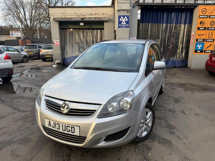 Vauxhall Zafira 1.6 16V Exclusiv Euro 5 5dr