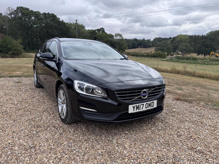 Volvo V60 2.4 D5 Twin Engine SE Nav Auto AWD Euro 6 (s/s) 5dr