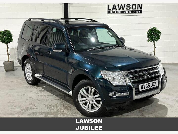 Mitsubishi SHOGUN 3.2 DI-DC SG3 Auto 4WD Euro 6 5dr LWB Mitsubishi SHOGUN 3.2 DI-DC SG3 Auto 4WD Euro 6 5dr LWB