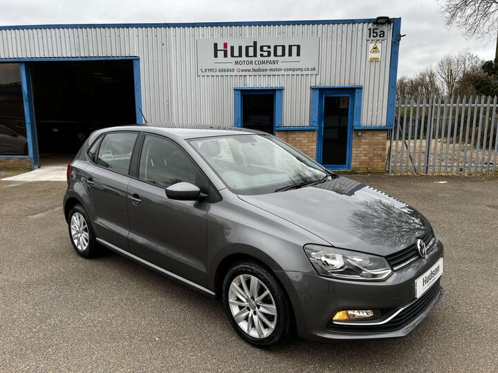 Volkswagen POLO 1.2 TSI BlueMotion Tech SE Euro 6 (s/s) 5dr Volkswagen POLO 1.2 TSI BlueMotion Tech SE Euro 6 (s/s) 5dr