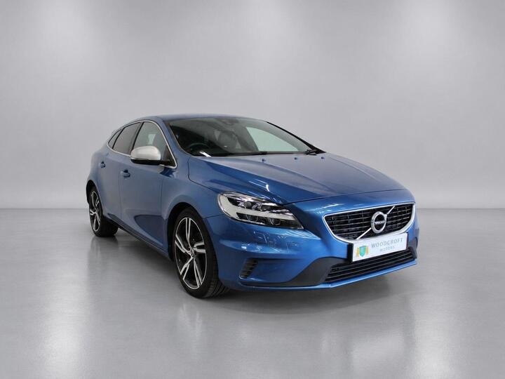 Volvo V40 2.0 D2 R-Design Pro Euro 6 (s/s) 5dr