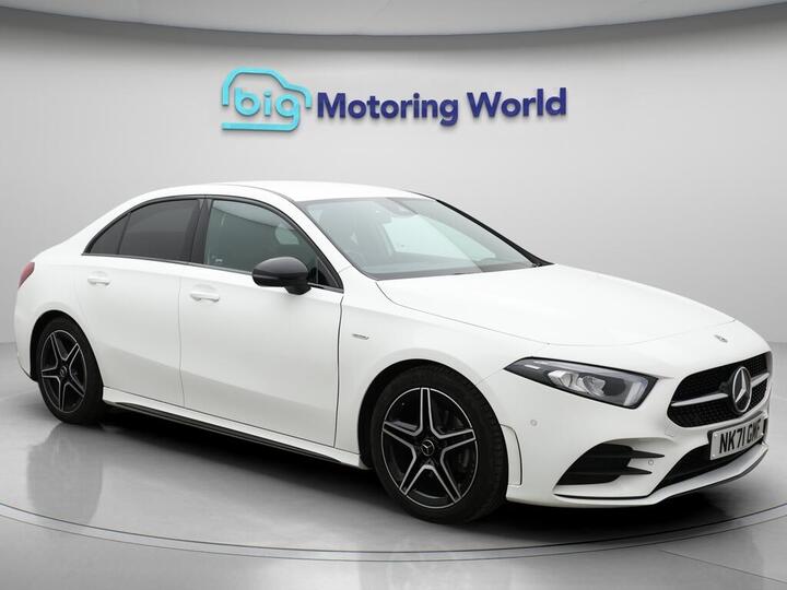 Mercedes-Benz A Class 1.3 A180 AMG Line Edition (Executive) 7G-DCT Euro 6 (s/s) 4dr