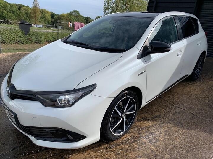 Toyota Auris 1.8 VVT-h GB25 CVT Euro 6 (s/s) 5dr (Safety Sense)