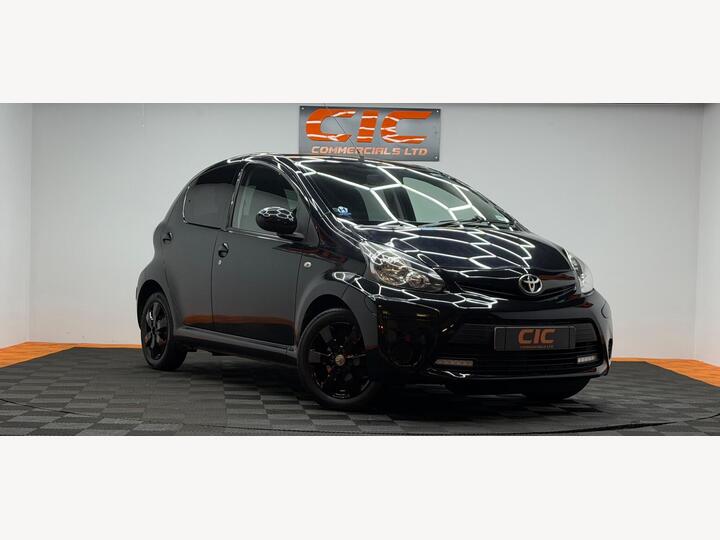 Toyota AYGO 1.0 VVT-i Move Euro 5 5dr