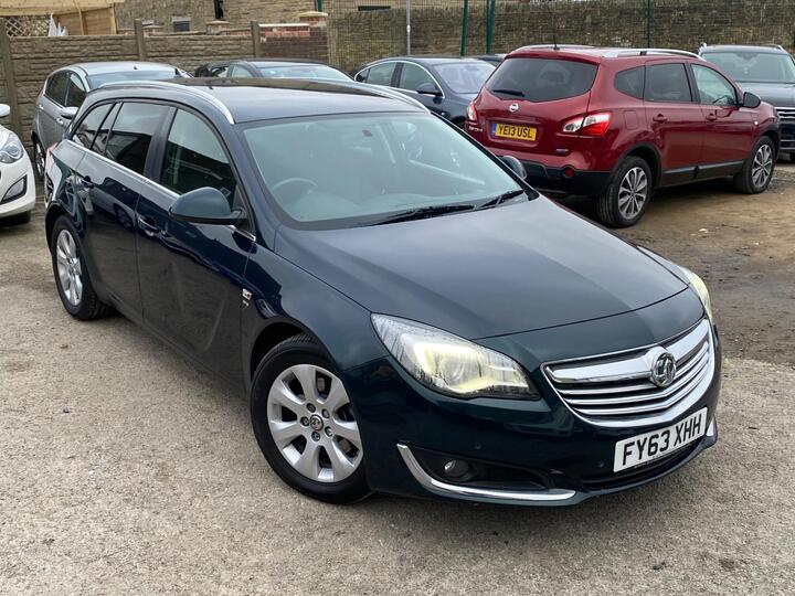 Vauxhall Insignia 2.0 CDTi SRi Nav Sports Tourer Auto Euro 5 5dr Vauxhall Insignia 2.0 CDTi SRi Nav Sports Tourer Auto Euro 5 5dr