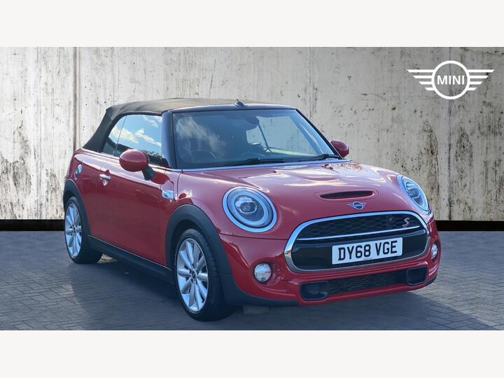 MINI Convertible 2.0 Cooper S Euro 6 (s/s) 2dr MINI Convertible 2.0 Cooper S Euro 6 (s/s) 2dr