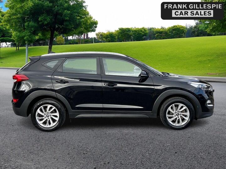 Hyundai TUCSON 1.7 CRDi Blue Drive SE Nav Euro 6 (s/s) 5dr