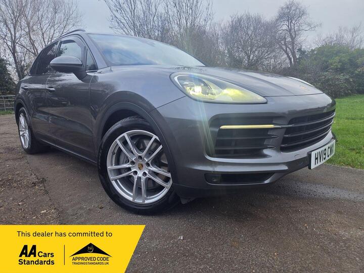 Porsche Cayenne 2.9T V6 S TiptronicS 4WD Euro 6 (s/s) 5dr Porsche Cayenne 2.9T V6 S TiptronicS 4WD Euro 6 (s/s) 5dr