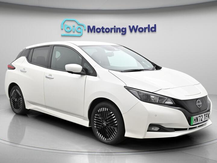 Nissan Leaf 39kWh N-Connecta Auto 5dr