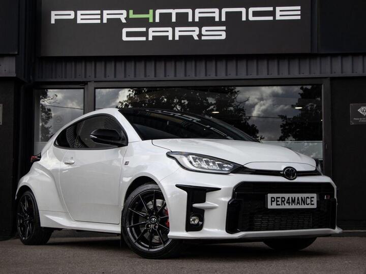 Toyota YARIS 1.6T GR Circuit AWD Euro 6 3dr