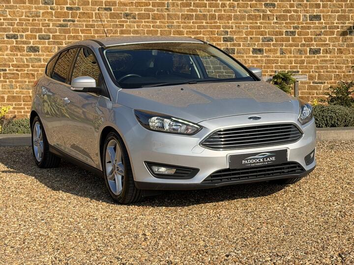 Ford Focus 1.0T EcoBoost Zetec Euro 6 (s/s) 5dr