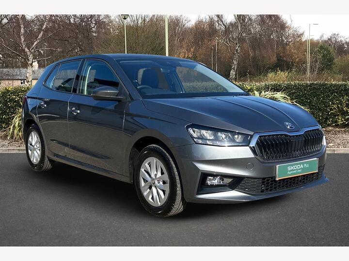 Skoda Fabia 1.0 TSI SE Comfort DSG Euro 6 (s/s) 5dr Skoda Fabia 1.0 TSI SE Comfort DSG Euro 6 (s/s) 5dr