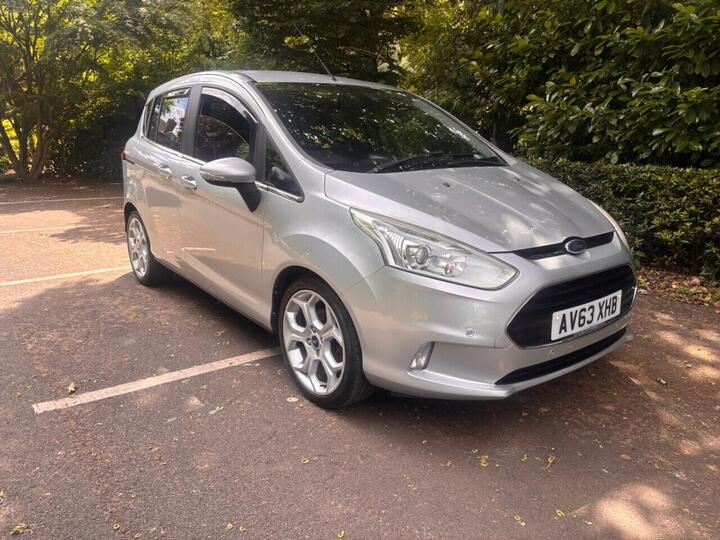 Ford B-MAX 1.0T EcoBoost Titanium Euro 5 (s/s) 5dr