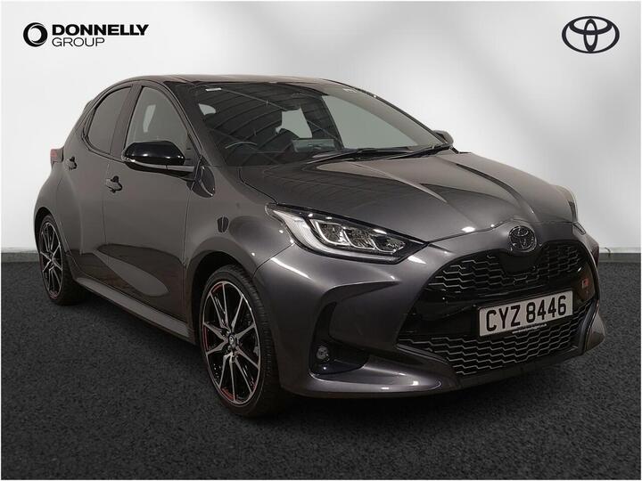 Toyota Yaris 1.5 VVT-h GR SPORT E-CVT Euro 6 (s/s) 5dr