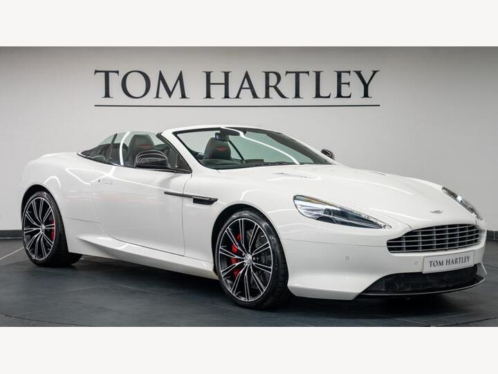 Aston Martin DB9 Volante Carbon Edition Aston Martin DB9 Volante Carbon Edition