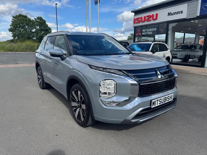 Mitsubishi Outlander 2.4 22.7kWh Diamond CVT 4WD Euro 6 (s/s) 5dr