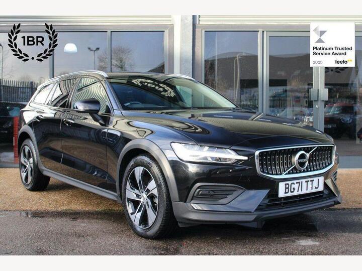 Volvo V60 Cross Country 2.0 B5 MHEV Auto AWD Euro 6 (s/s) 5dr