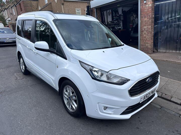 Ford Tourneo Connect 1.5 EcoBlue Titanium Auto Euro 6 (s/s) 5dr
