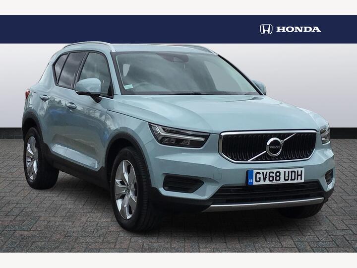 Volvo XC40 2.0 T4 Momentum Auto AWD Euro 6 (s/s) 5dr
