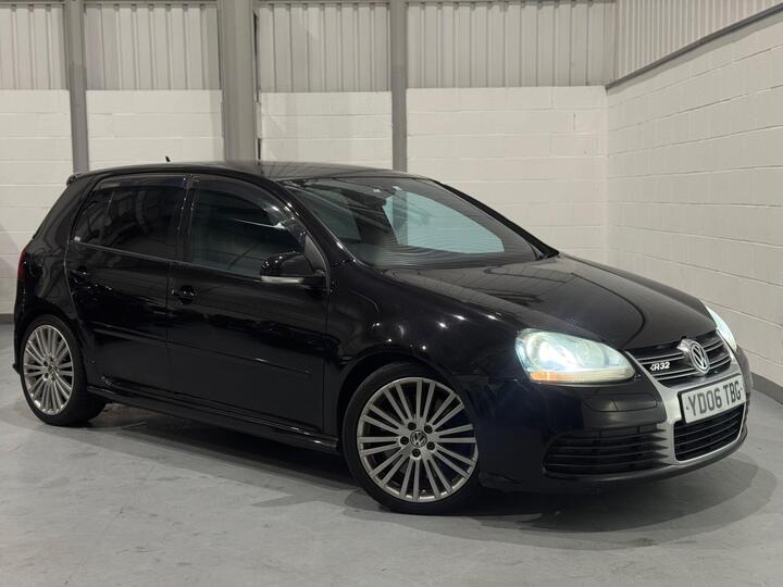 Volkswagen Golf 3.2 V6 R32 DSG 4Motion 5dr