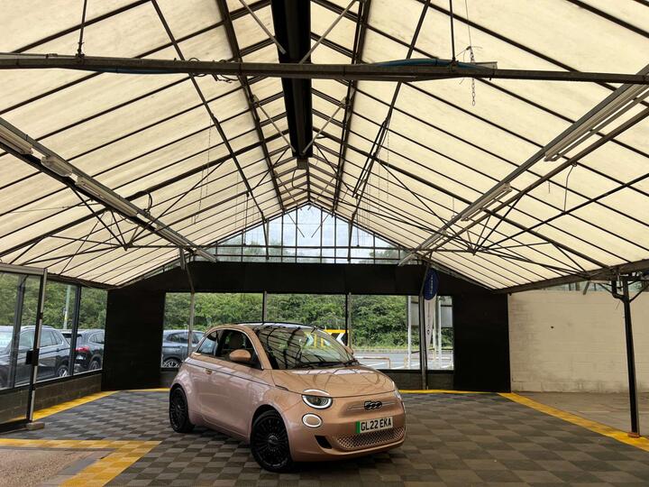 Fiat 500E 42kWh La Prima Auto 3dr