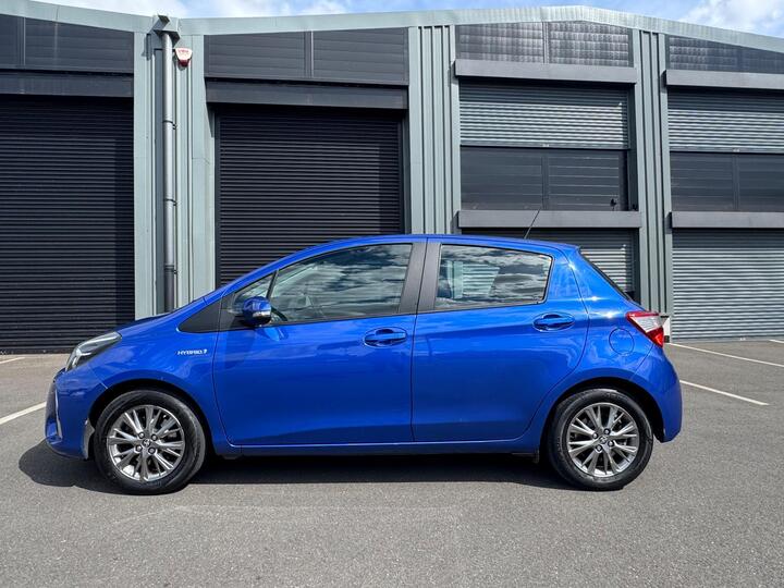 Toyota Yaris 1.5 VVT-h Icon E-CVT Euro 6 (s/s) 5dr