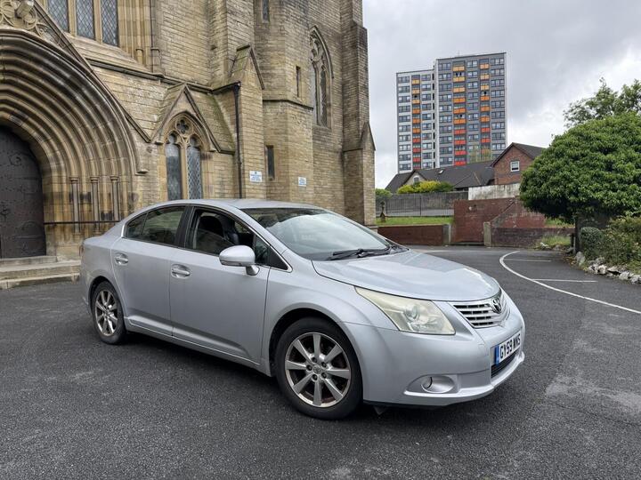 Toyota AVENSIS 2.0 D-4D TR Euro 4 4dr