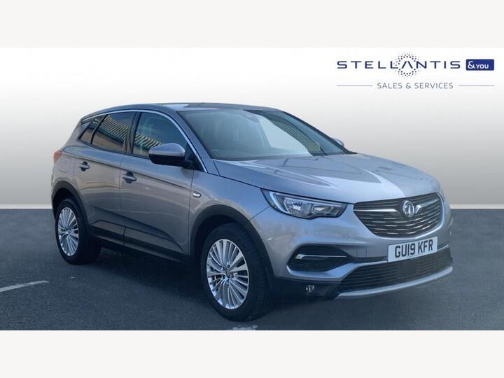 Vauxhall Grandland X 1.2 Turbo Tech Line Nav Euro 6 (s/s) 5dr Vauxhall Grandland X 1.2 Turbo Tech Line Nav Euro 6 (s/s) 5dr