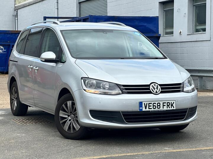 Volkswagen Sharan 2.0 TDI SE Nav DSG Euro 6 (s/s) 5dr