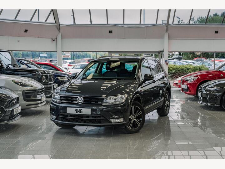 Volkswagen TIGUAN 2.0 TDI BlueMotion Tech SE Navigation DSG 4Motion Euro 6 (s/s) 5dr