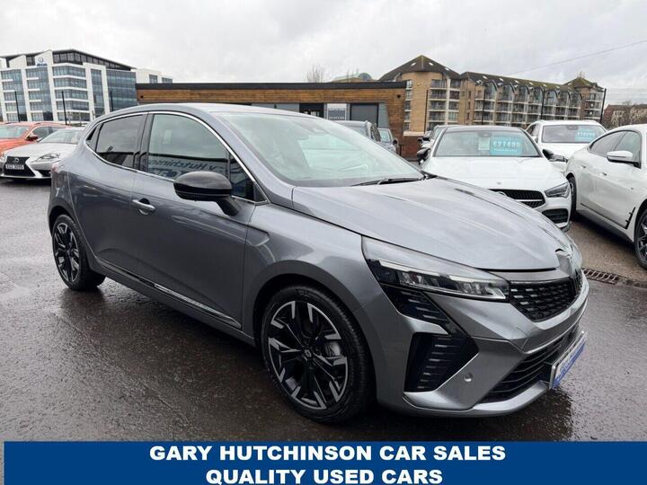 Renault CLIO 1.6 E-TECH Techno Auto Euro 6 (s/s) 5dr