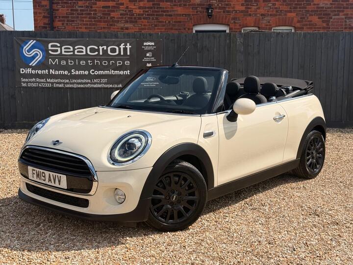 MINI Convertible 1.5 Cooper Classic Euro 6 (s/s) 2dr