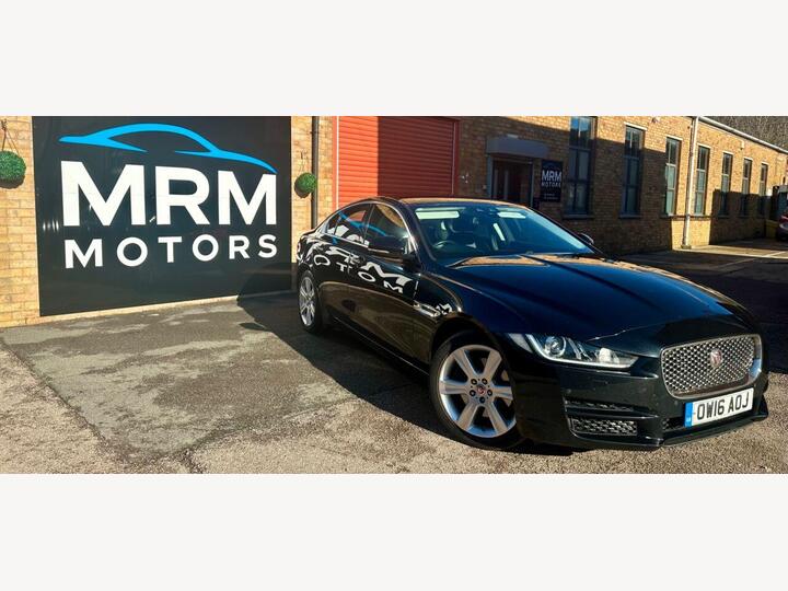 Jaguar XE 2.0d Portfolio Auto AWD Euro 6 (s/s) 4dr