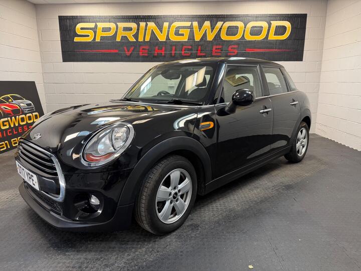 MINI Hatch 1.5 Cooper D Euro 6 (s/s) 5dr