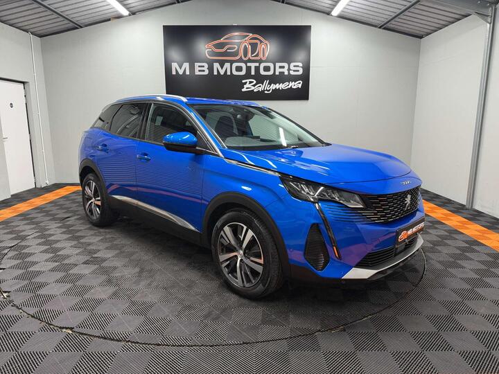 Peugeot 3008 1.2 PureTech Allure Premium Euro 6 (s/s) 5dr Peugeot 3008 1.2 PureTech Allure Premium Euro 6 (s/s) 5dr