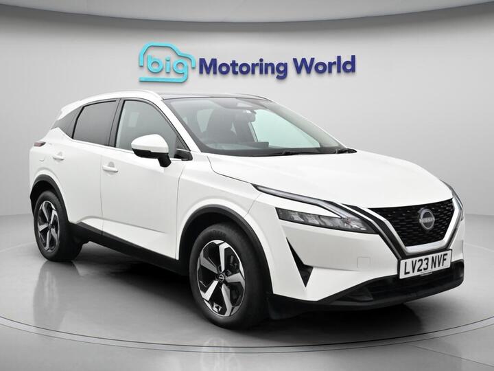 Nissan Qashqai 1.3 DIG-T MHEV N-Connecta XTRON Euro 6 (s/s) 5dr