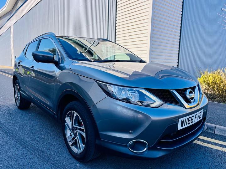 Nissan Qashqai 1.6 DCi N-Connecta XTRON 2WD Euro 6 (s/s) 5dr