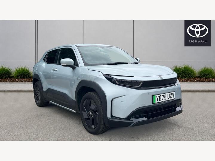 Toyota Urban Cruiser 61kWh Design Auto 5dr