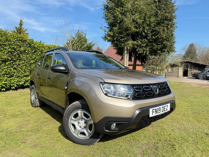 Dacia Duster 1.6 SCe Essential Euro 6 (s/s) 5dr