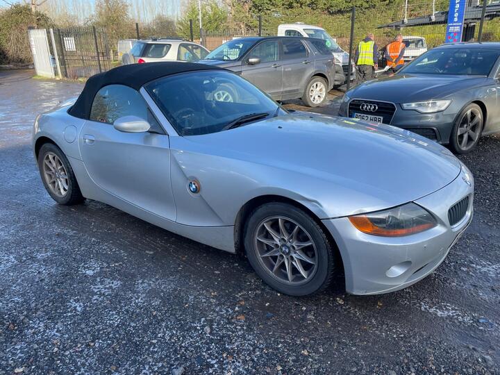 BMW Z4 2.2i SE Euro 3 2dr