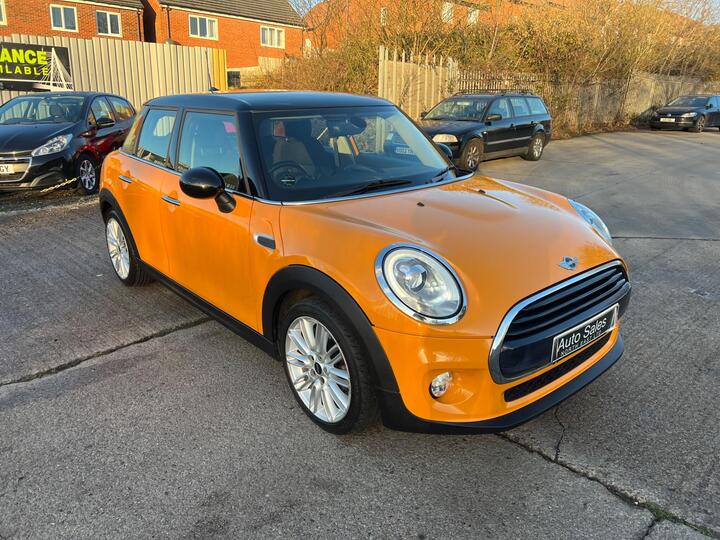 MINI Hatch 1.5 Cooper D Euro 6 (s/s) 5dr