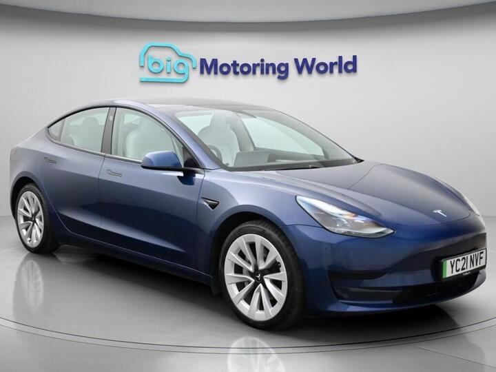 Tesla Model 3 Standard Range Plus Auto RWD 4dr