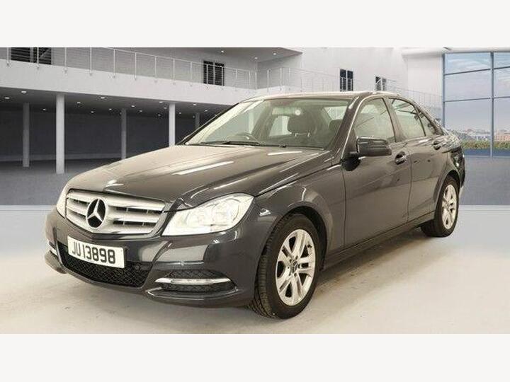 Mercedes-Benz C Class 1.6 C180 BlueEfficiency Executive SE G-Tronic+ Euro 5 (s/s) 4dr