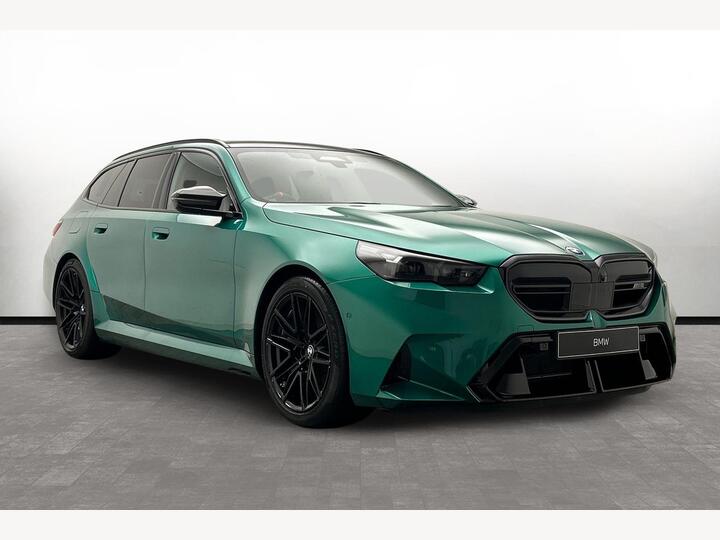 BMW M5 4.4 22.1kWh Touring Steptronic XDrive Euro 6 (s/s) 5dr