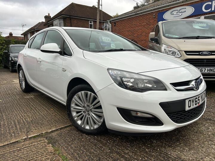 Vauxhall Astra 1.6i Excite Euro 6 5dr